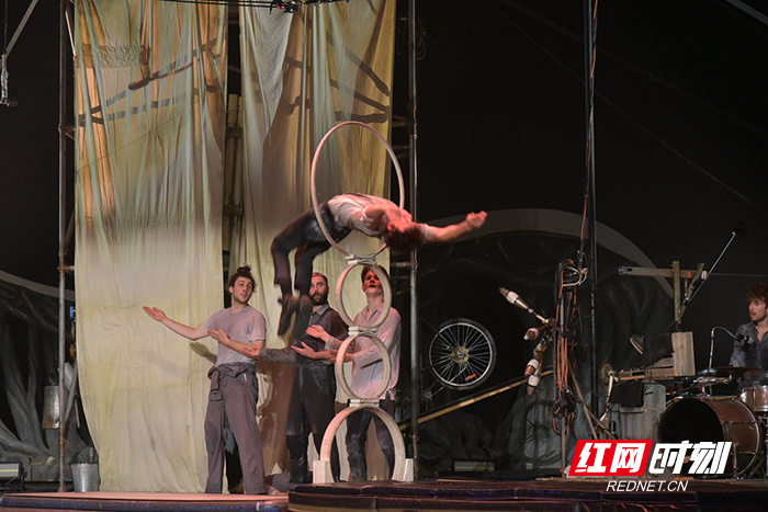 开云·体育官网-跨界融合——武术运动与现代舞的创新结合