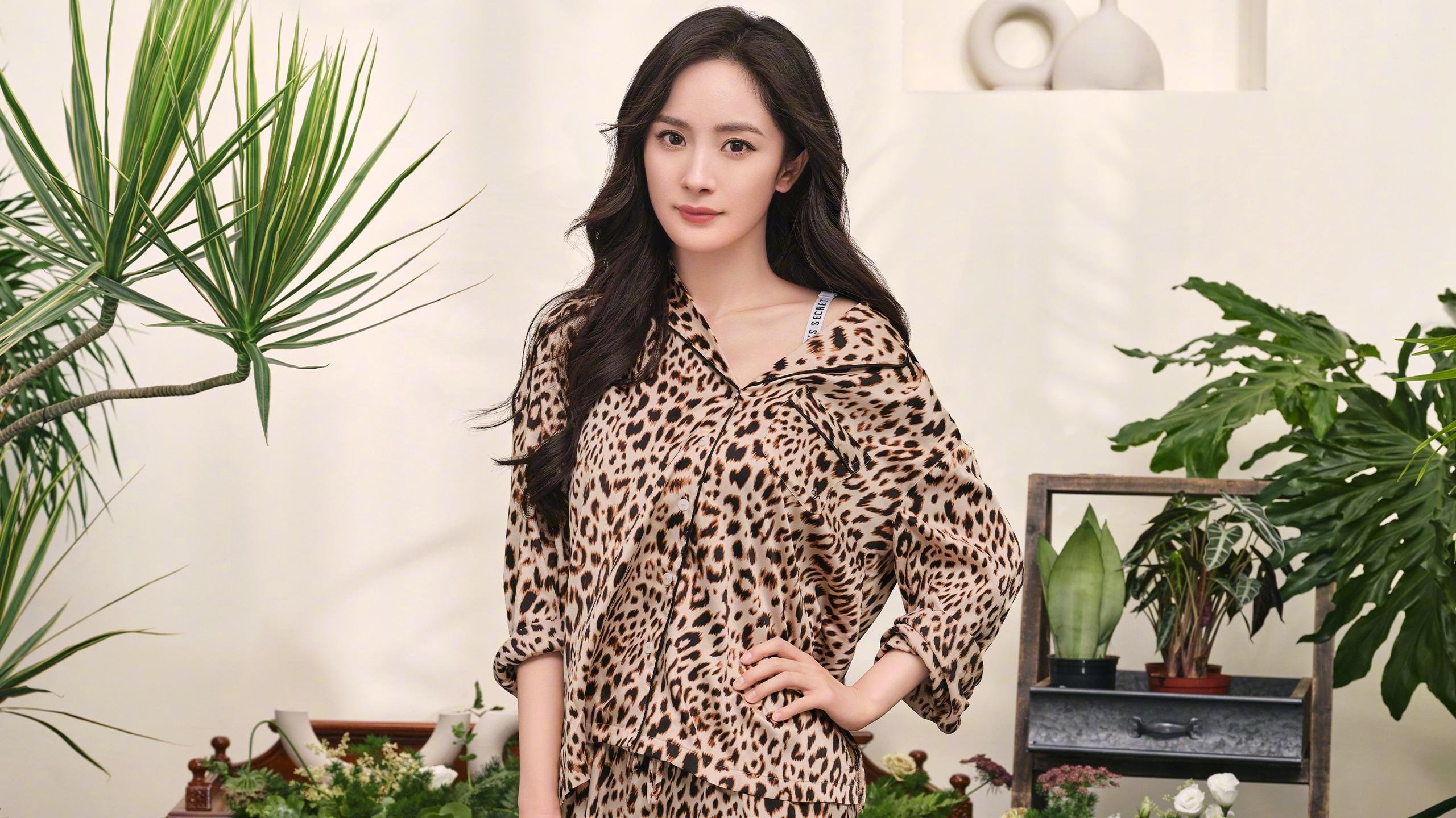 《美联社》:荷兰女足在预选赛中与西班牙队激战,荷兰与美国女足