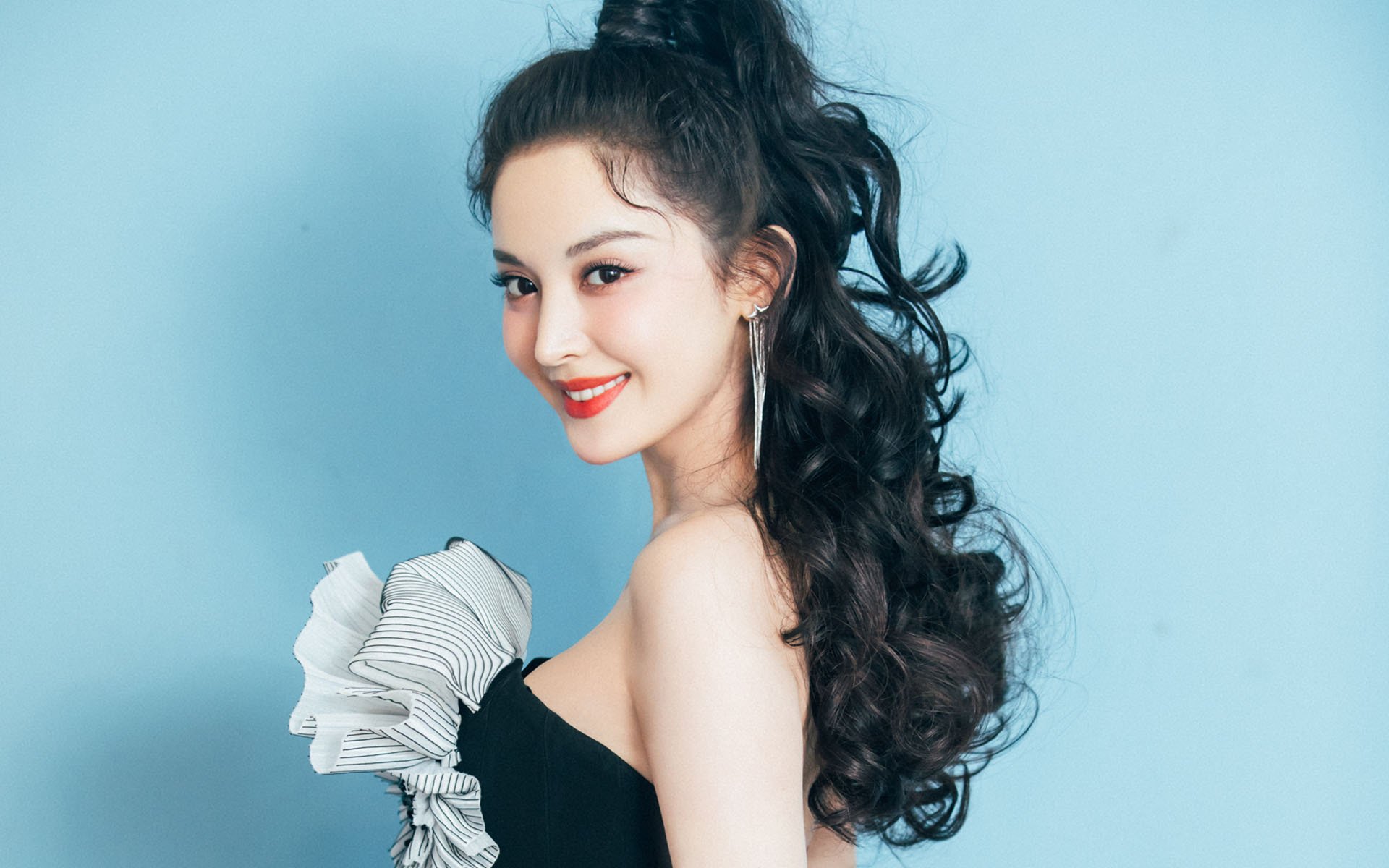 奥萨苏纳客场平局,延续西甲积分榜稳定态势,西甲奥萨苏纳对皇马直播