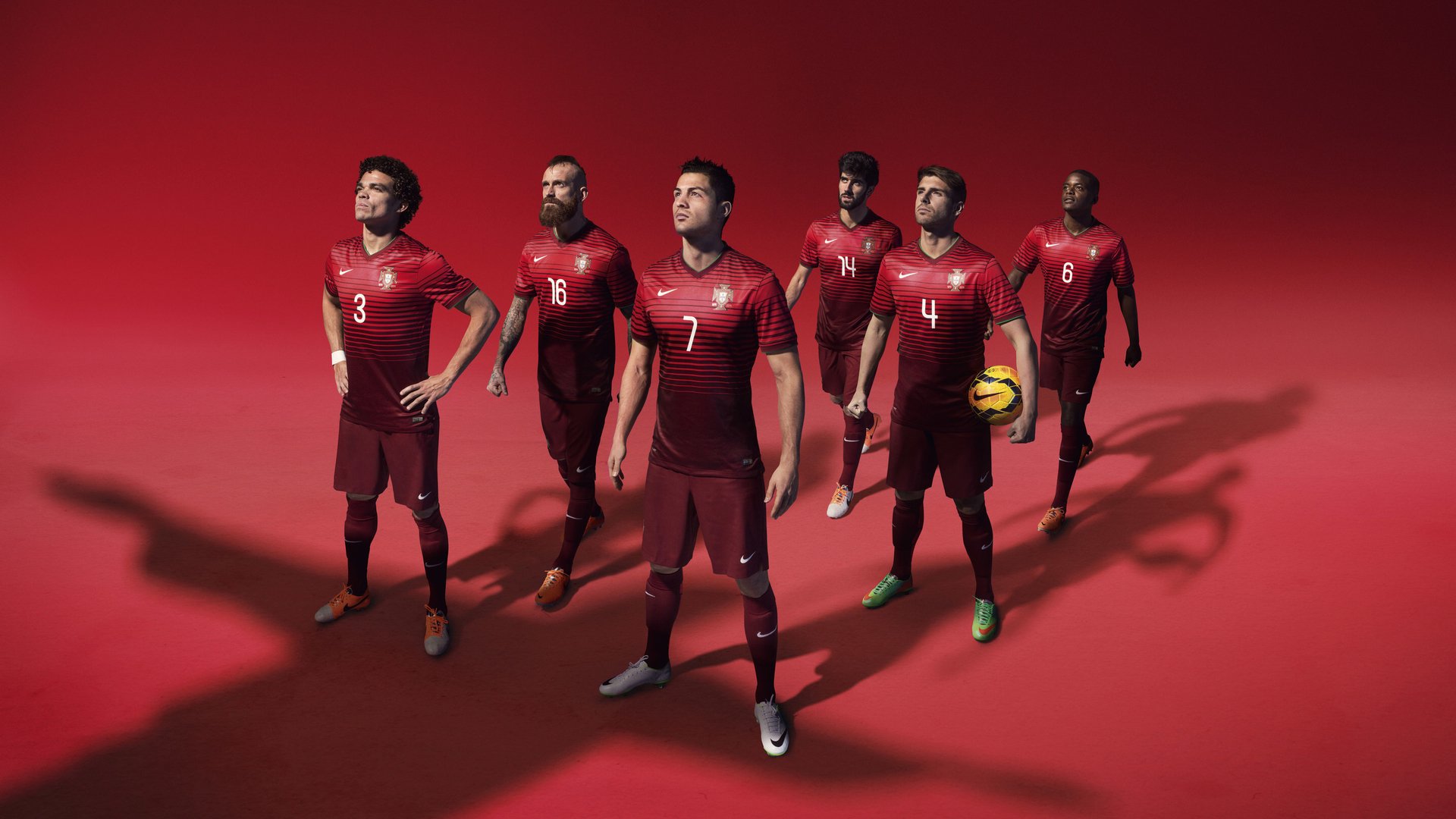 揭秘滑雪教练战术板细节，滑雪战队总教练